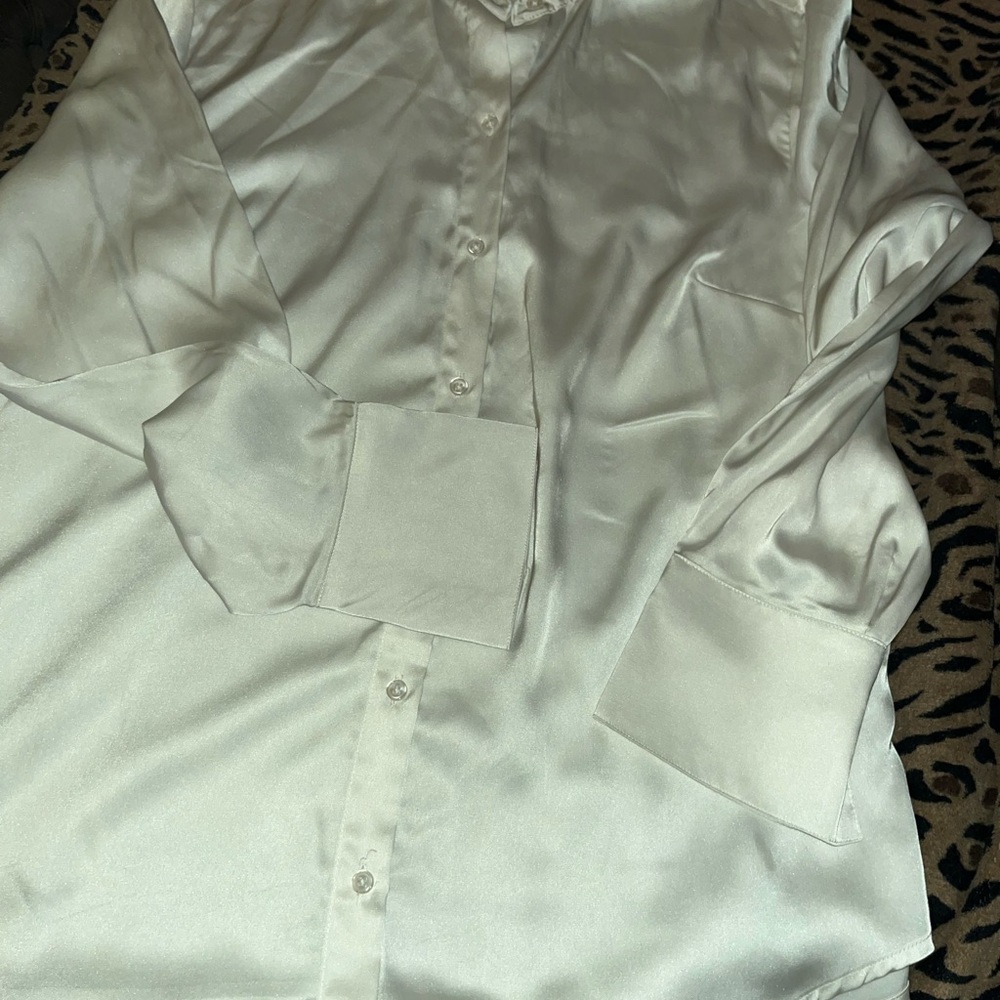 White satin Banana Republic blouse